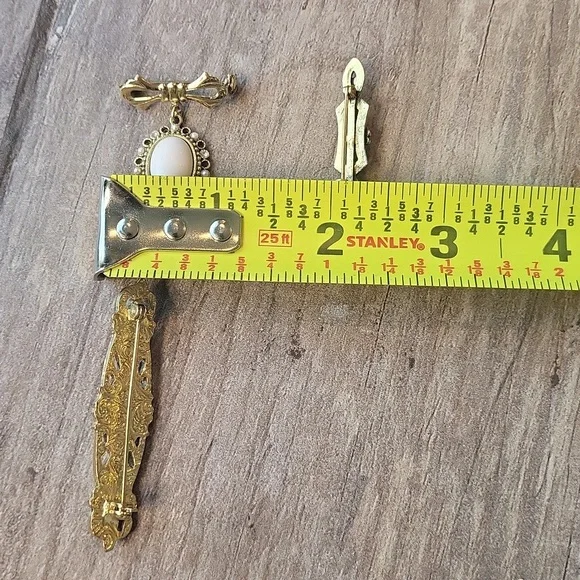 Vintage Vtg Gold Tone & Simulated Pearl Brooch Pins - Picture 8 of 10